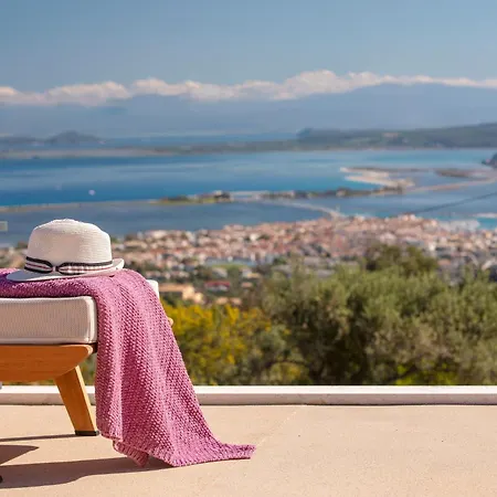 Flomis Luxury ヴィラ Apolpaina