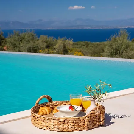 Flomis Luxury ヴィラ *