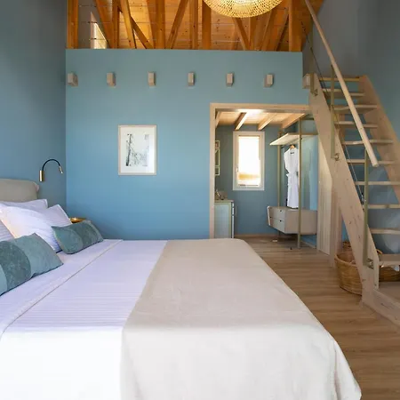 Flomis Luxury * Apolpaina