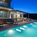 Flomis Luxury