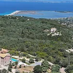 Flomis Luxury Villa Apolpaina