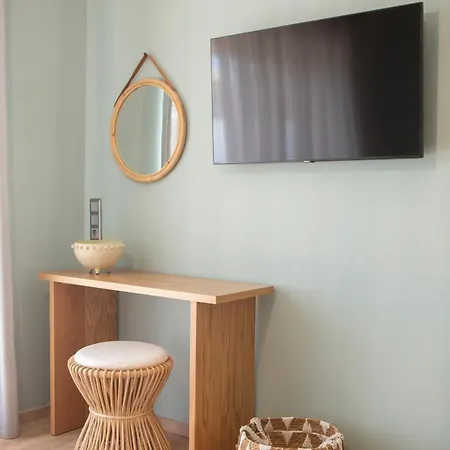 فيلة Flomis Luxury *